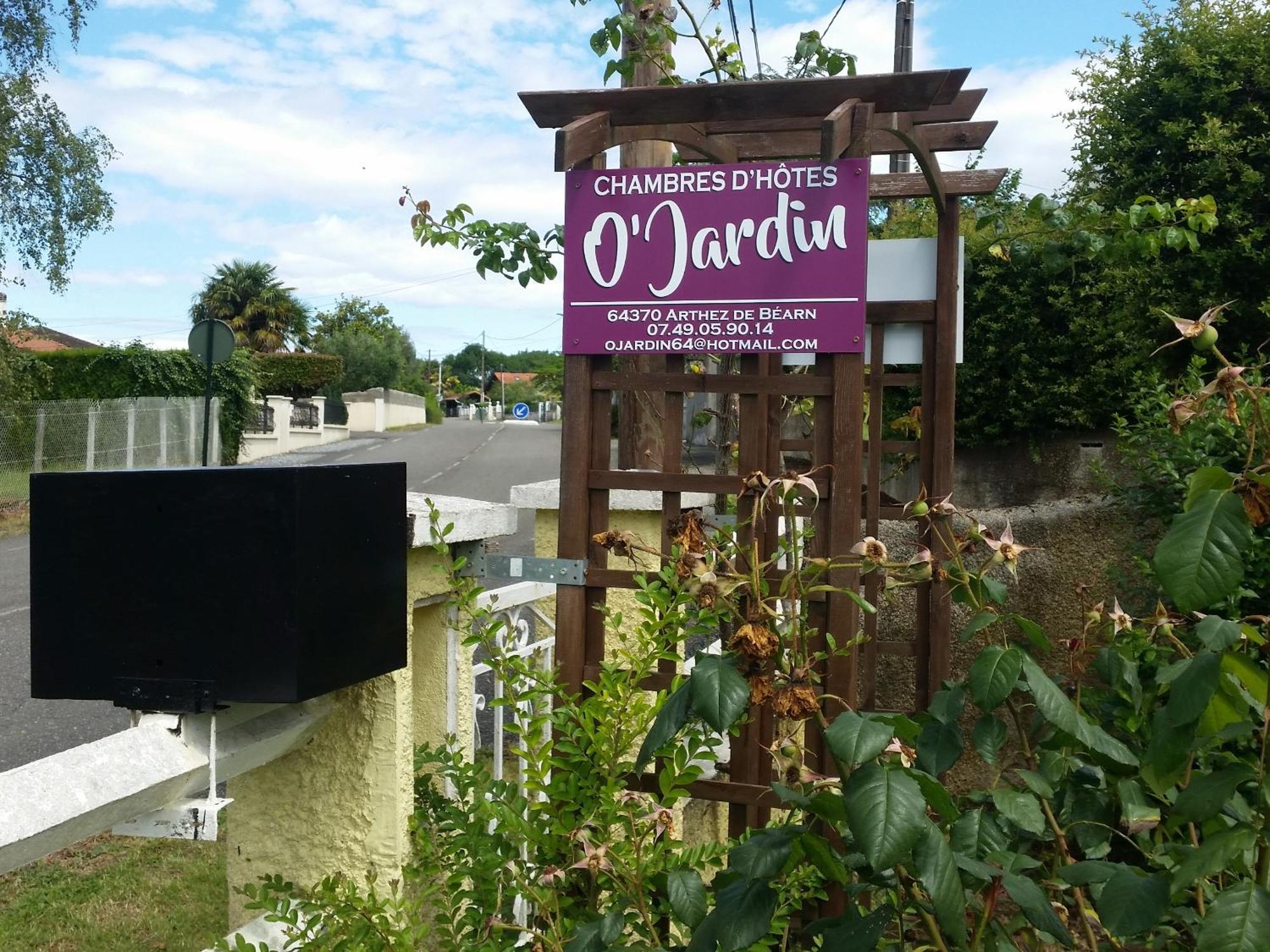 Bed and Breakfast O'jardin à Arthez-de-Bearn Extérieur photo